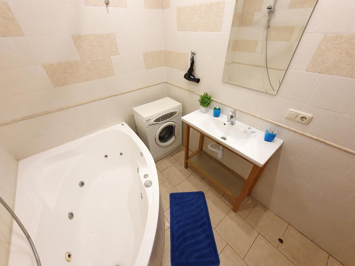 Inn Home Apartments - Pechersk Area Kijev Kültér fotó