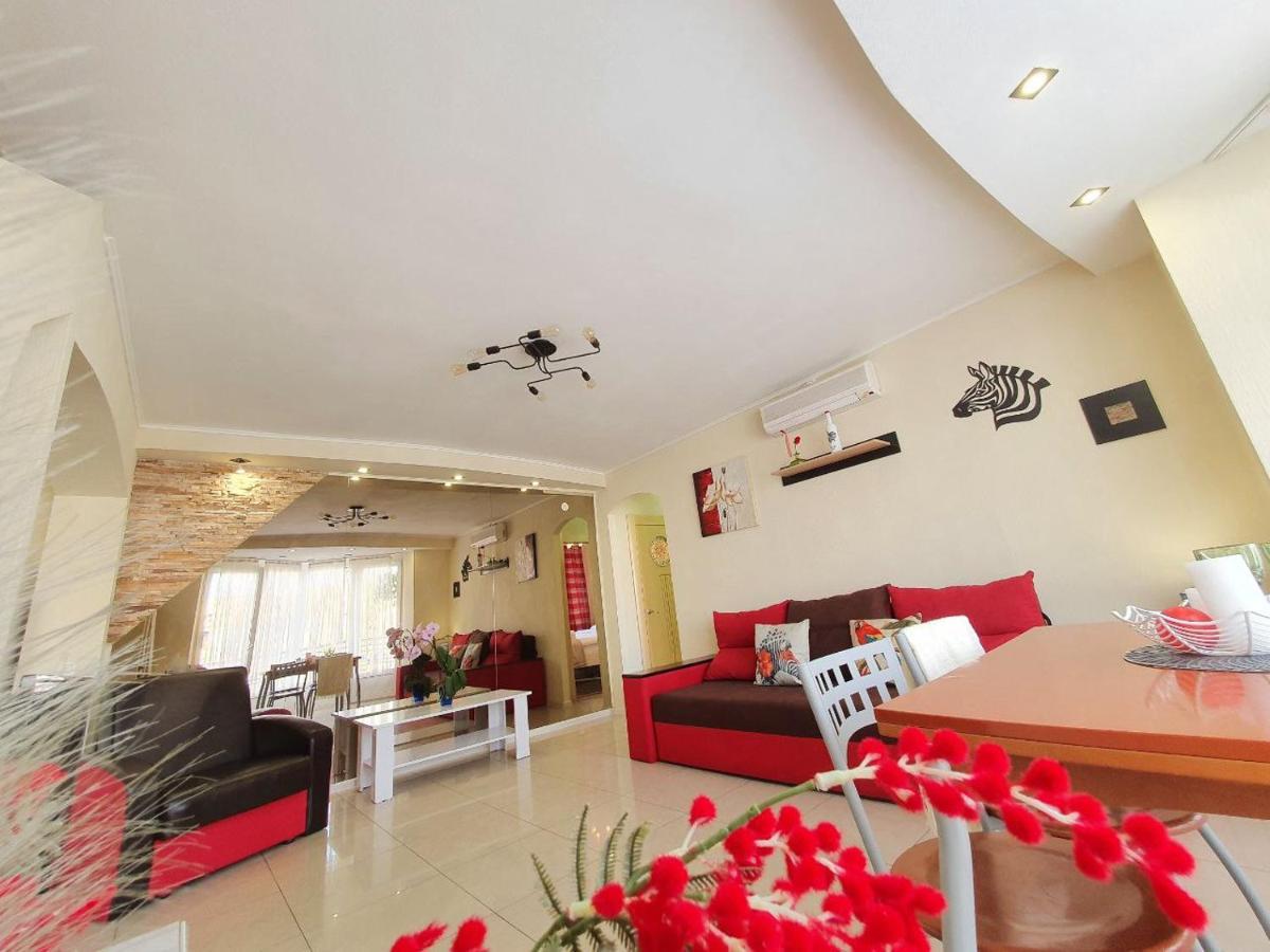 Inn Home Apartments - Pechersk Area Kijev Kültér fotó