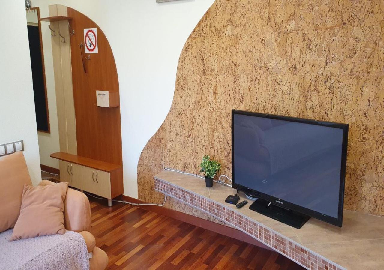 Inn Home Apartments - Pechersk Area Kijev Kültér fotó