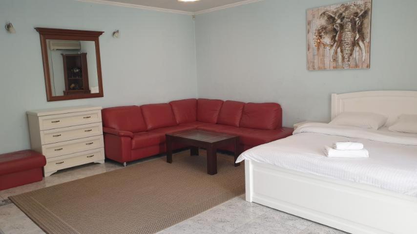 Inn Home Apartments - Pechersk Area Kijev Kültér fotó