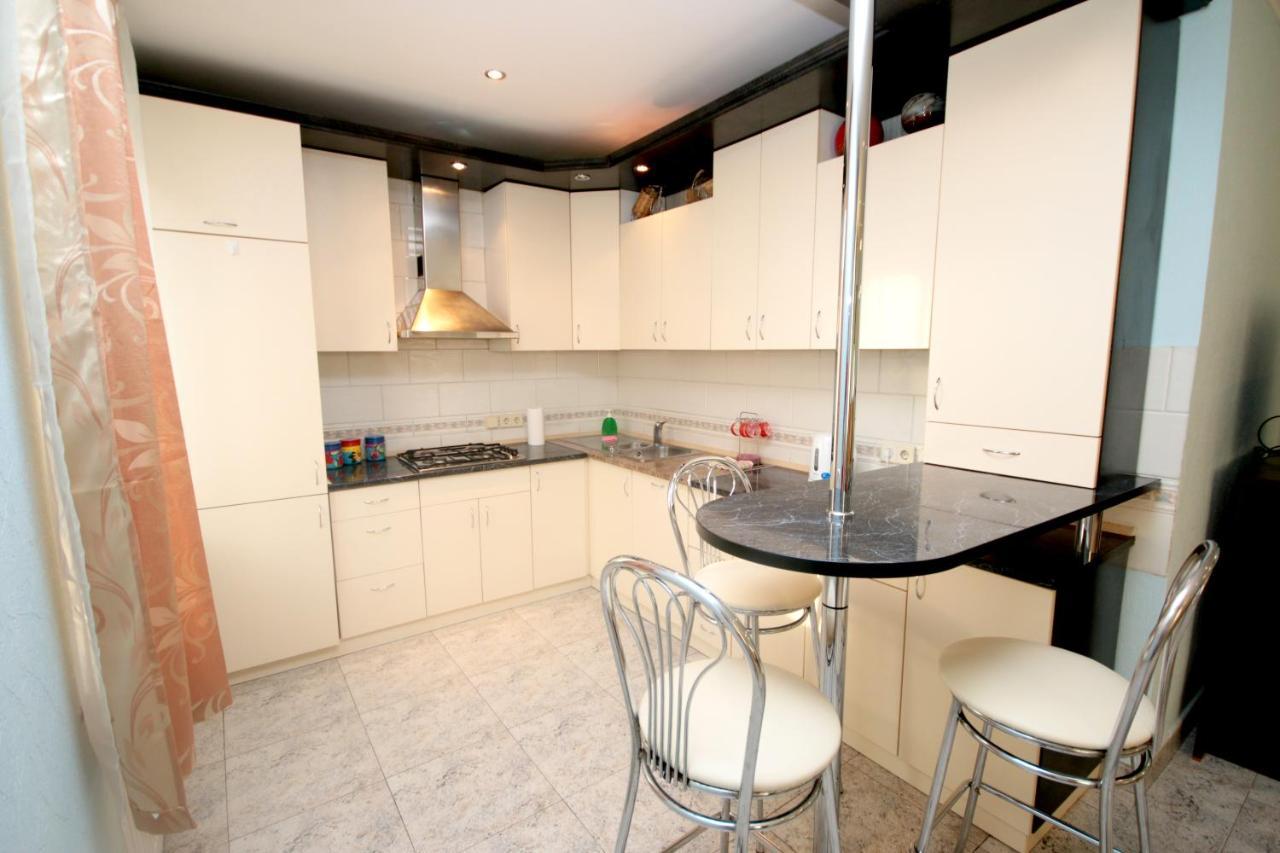 Inn Home Apartments - Pechersk Area Kijev Kültér fotó