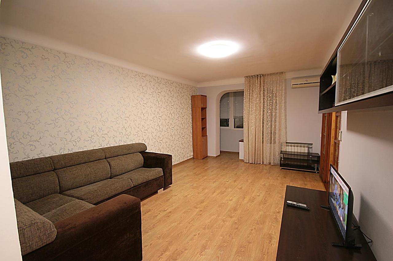 Inn Home Apartments - Pechersk Area Kijev Kültér fotó