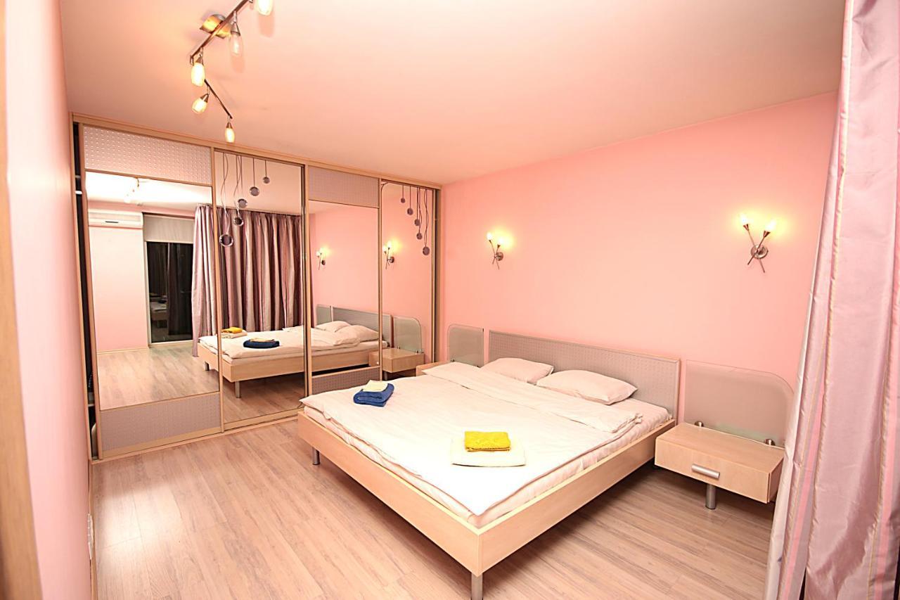Inn Home Apartments - Pechersk Area Kijev Kültér fotó