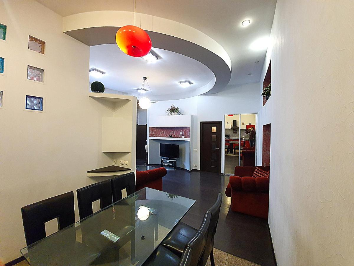 Inn Home Apartments - Pechersk Area Kijev Kültér fotó