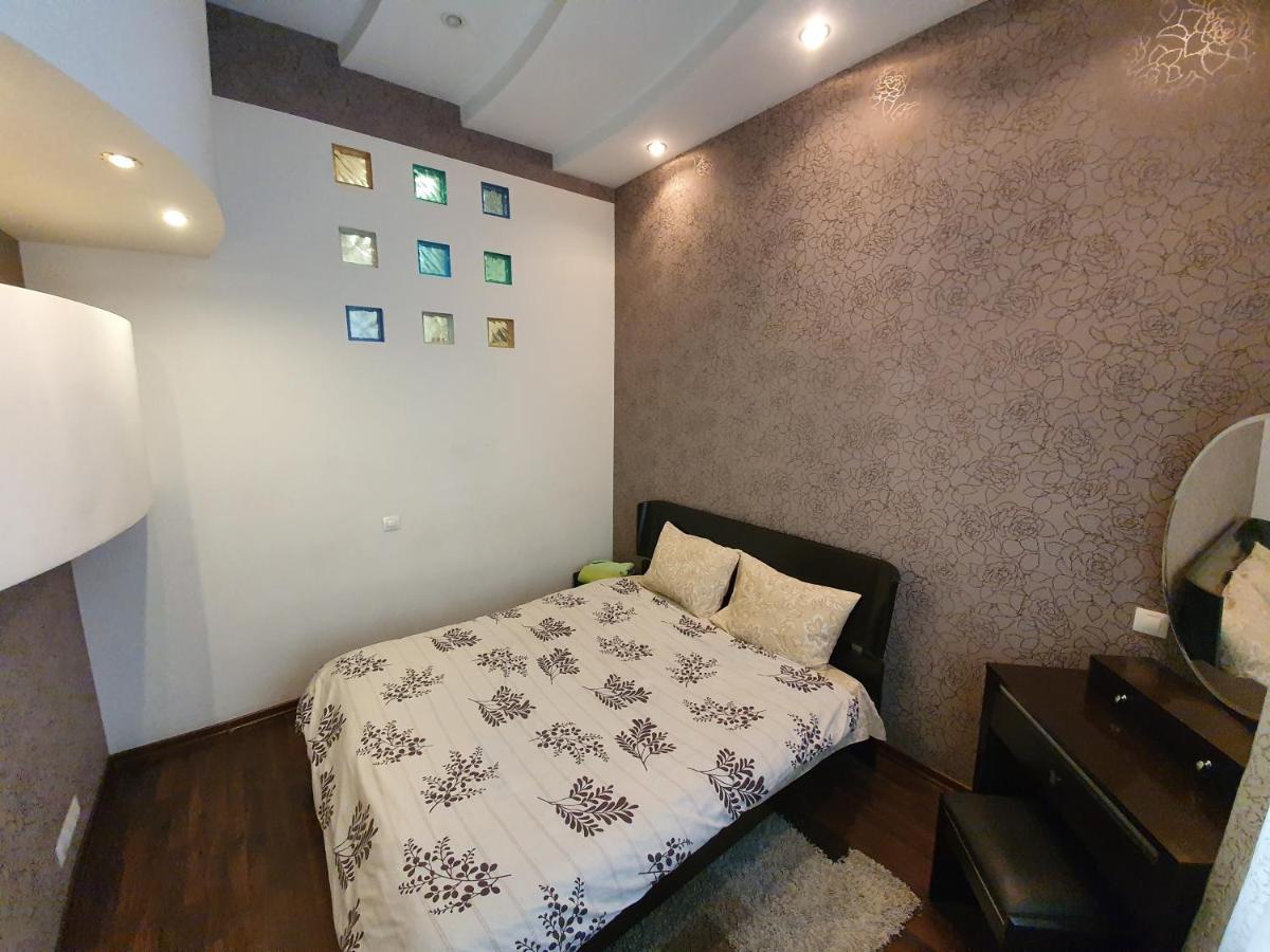 Inn Home Apartments - Pechersk Area Kijev Kültér fotó